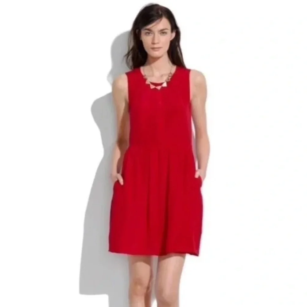 Madewell Red 100% Silk Shirred Dress Women’s Size 6 03501 - Picture 2 of 11